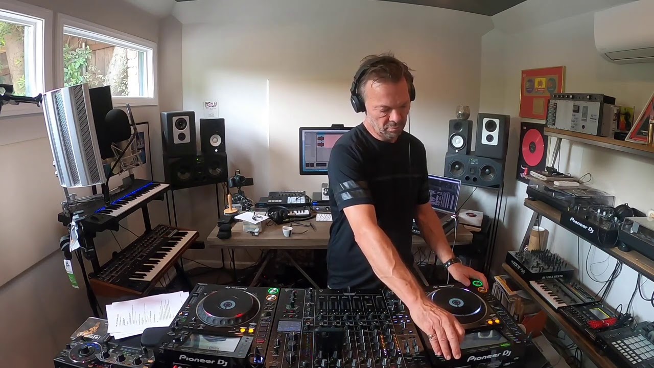 Pete Tong - Live @ Home x Lockdown Hot Mix #8 2020