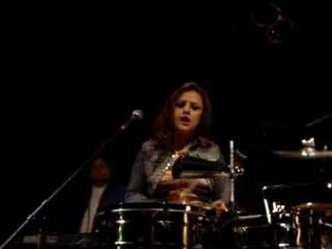 Shelly Lares