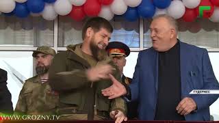 В Гудермесе состоялись скачки в честь дня рождения Президента России