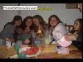 con ellas(L)