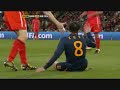 Video montado promocinanado la cancion de Cali & El Dandee - Gol, y promocionando a su vez la seleccion española para la eurocopa del 2012, una buena cancion que podemos usar como himno en verano. el video esta montado con varias imagenes de otras cadenas para conseguir el efecto querido y logrado y que mas o menos el video concuerde con la cancion y sobre todo en el gol de nuestro andres, que nos hizo cambiar, y nos metio en la historia, otra vez.