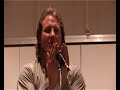 Ist es Sunna nach dem Gebet mit den Händen über das Gesicht