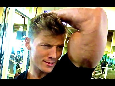 how to build huge arms