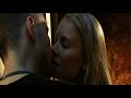 Tytt� sin� olet t�hti - Pid� musta kii