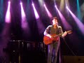 derni�re chanson du concert : � demain. oh oui, je l'esp�re bien! ;-)