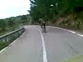 jose bajando en bici piscolabis
