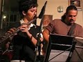 davi iceman - fretlees bass
marcio schwartz - guitarra
let�cia andrade - bateria
isidoro kutno - guitarra
lana - flauta transversa

tocando vera cruz de milton nascimento, sem ensaio no caf� cultural no humait�, alguns minutos antes das fabulosas bailarinas renata epif�nio e fl�via t�pias dan�arem....

rolu na noite do dia 8 de setembro de 2007....

foi mal o corte, mas a camera s� filma at� 3 minutos de v�deo!