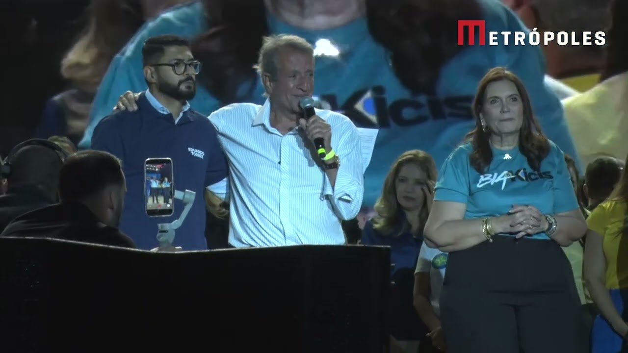 Em convenção do PL, Valdemar puxa coro para Bia Kicis: “Nós contra eles”