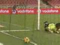 Anderson gol in rovesciata da fuori area