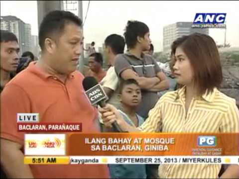 baclaran - MANILA -- A mosque and several houses in Baclaran, Parañaque were demolished on Wednesday to give way to the construction of a shopping center.