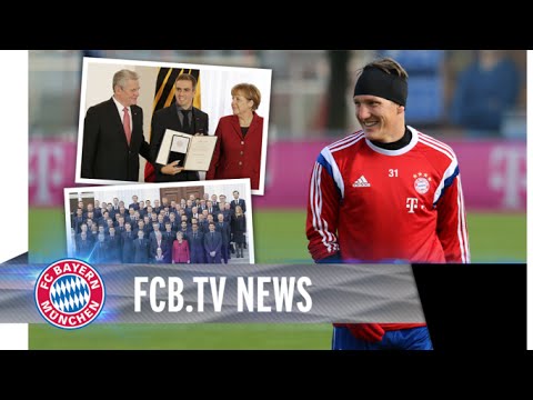 Schweinsteiger im Teamtraining - Silbernes Lorbeerblatt für Weltmeister