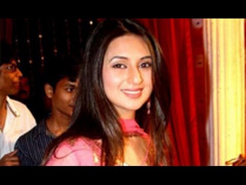Divyanka Tripathi harassed on Sets of TV Show? | Hot Serial News | Yeh Hai Mohabbatein