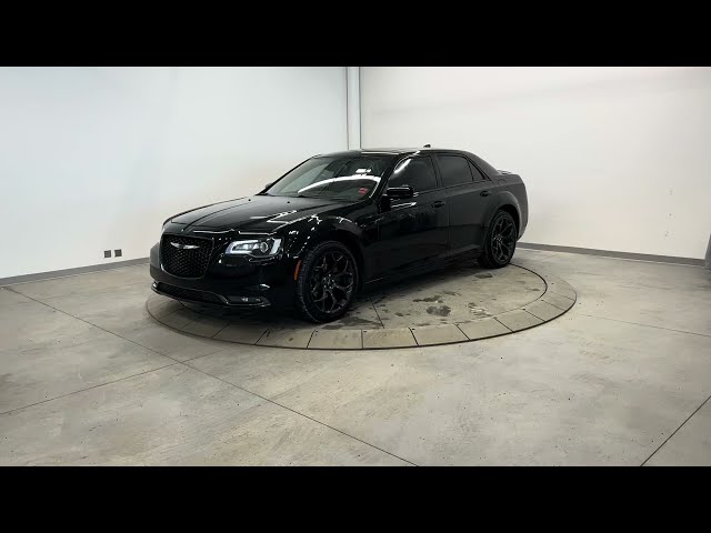 2019 Chrysler 300 S 3.7 LITER V6 in Cars & Trucks in Edmonton