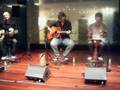 videos de Baybeats 2008 Day 3 - Transition plays a chinese song