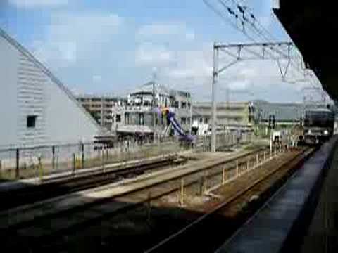 ２０７系入線　木津駅