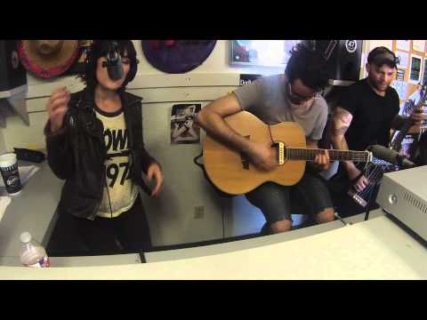 Flyleaf Performs