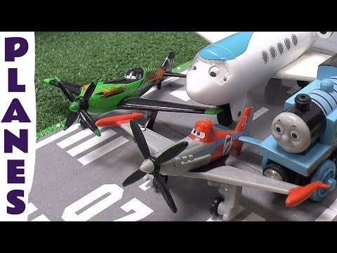 Thomas - Thomas and Friends Jeremy and the Airfield Set with extra track. Disney Planes Dusty and Ripslinger also make an appearance. This is a great Thomas The Tank ...