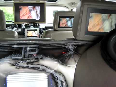 hummer h2 on 30 inch and ipad