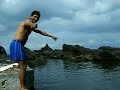 tomando banho de piscina nas po�as em s�o roque do pico - ilha do pico - a�ores - portugal