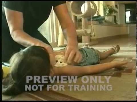 how to perform cpr on a child