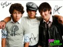 PICS OF THE JONAS BROTHERS