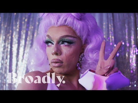 video-linktoworks-How to Treat Drag Queens, According to Drag Queens