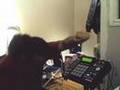 Dayta making beats on mpc 2500 !!!