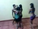 tres manyakis