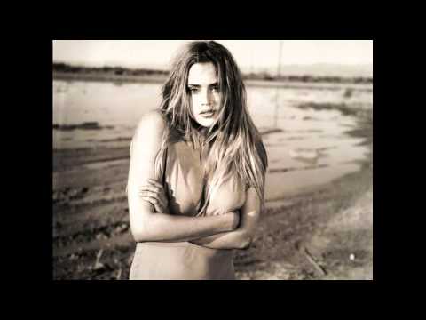 Estella Warren