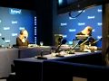 europe 1 � nantes le mardi 6 octobre 2009 avec julie - marc-olivier fogiel - laurent cabrol et alexandre bompard, patron d'europe 1