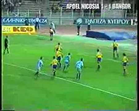 Apoel Nicosia 2-1 Bangor FC (1993)