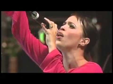 Incomparable - Jennifer Salinas - En vivo