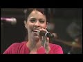 Incomparable - Jennifer Salinas - En vivo