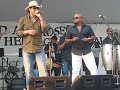 festival 3 roses