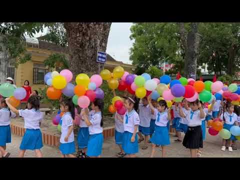 CHIA TAY CÔ HOÀNG THỊ NHƯ HỘI NGHỈ HƯU THEO CHẾ ĐỘ