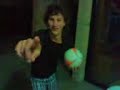 Ubriachi che giocano a basket a Sala Ubriachi che giocano a basket a Sala
