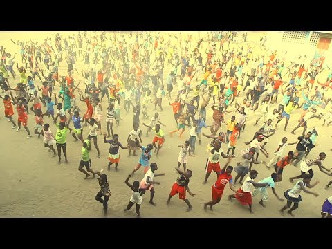 Cote - Par Bouba Atkins https://www.facebook.com/bluemagikentertainment Inspiré de Pharrell Williams_Happy depuis Abidjan (Côte d'Ivoire) REMERCIEMENT -------------...