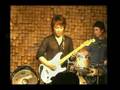 Amaging guitarrist