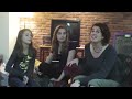 Vidéo Youtube - La journaliste Sophie I Gagnon et les sœurs Audrey et Clara Thibault vous invitent à participer au Défi Regarde ailleurs.