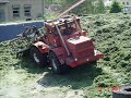 Kirovez K700 und Kalinka alter russischer Traktor Kirovez K700 und Kalinka alter russischer Traktor