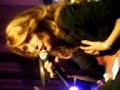 petit bout du concert de julie pietri du 10 mai � saint brevin.
d�sol� pour la qualit� mais j'ai film� avec mon portable...