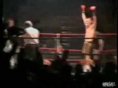 Boxer's mum intervenes