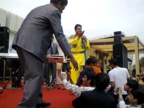 Raj Brar & Gurdas Maan On Stage (Part-1)