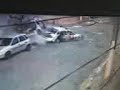 Duas Viaturas batem em um cruzamento sendo uma Blazer e um corsa....