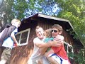Jonsi and Puunsi hug pre-campers