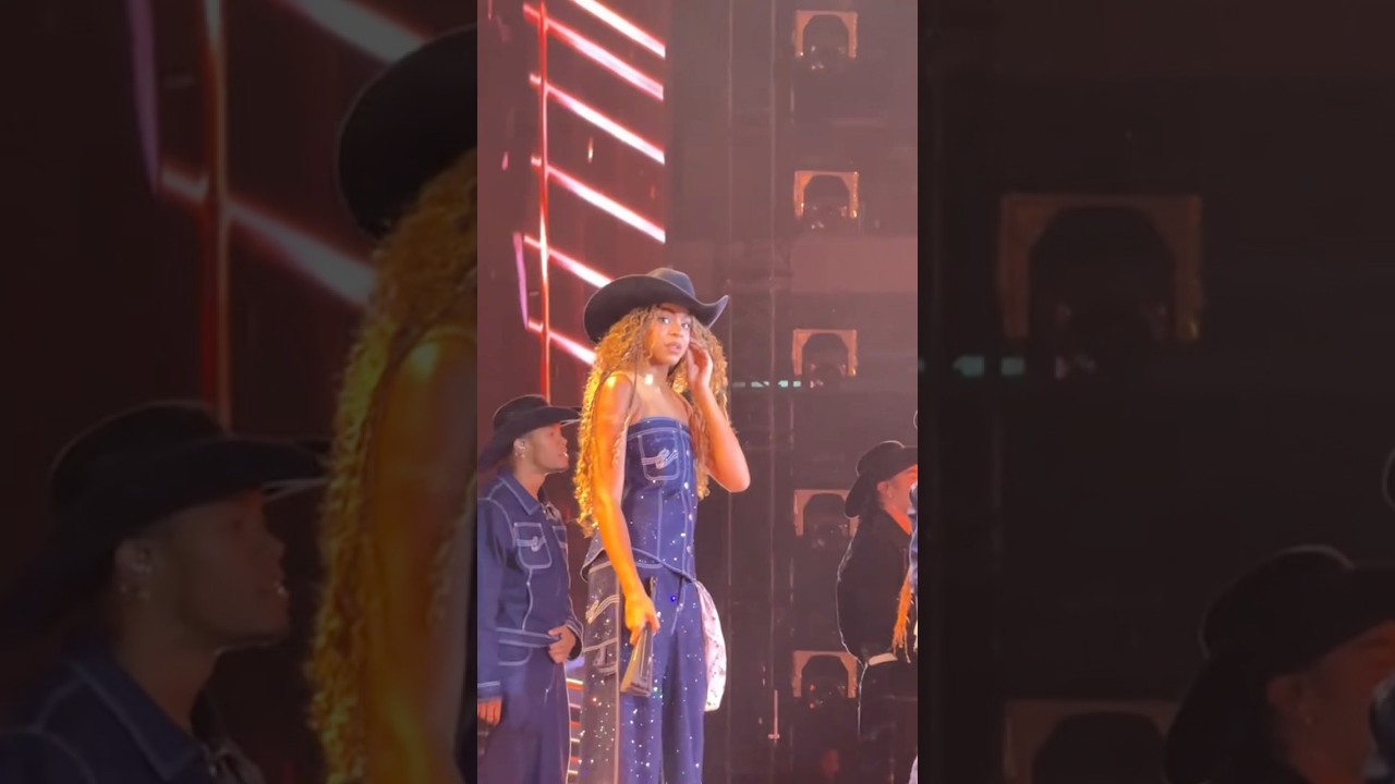 The New Jersey Crowd Got Blue Ivy Shook 😆👏🏾🙌🏾 #tamtonight