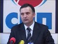 Podgorica -- Socijalistička narodna partija optužila je juče rukovodstvo Skupštine da namjerno obesmišljava rad parlamenta i izbjegava da, u direktnom susretu sa čelnicima Radio- televizije Crne Gore, pokuša da riješi pitanje direktnih prenosa sjednica.Lider SNP-a Srđan Milić ocijenio je da su glavni krivci za trenutno stanje u kome se Skupština nalazi, predsjednik Ranko Krivokapić i generalni sekretar Milan Radović, ali da uprkos tome njegova partija neće tražiti ostavke. „Jasna je krivica predsjednika Skupštine, ali mi svoju satisfakciju ne tražimo u tome da smijenimo Krivokapića, već da budemo ozbiljna i odgovorna zakonodavna vlast