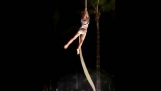 2017 aerial rope act extract