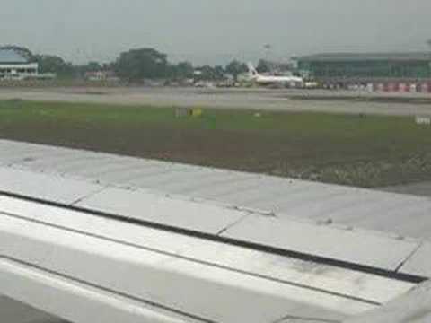 air asia 737 at kuching