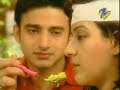 Jeet tries to feed Soni (after losing Soni`s baby)